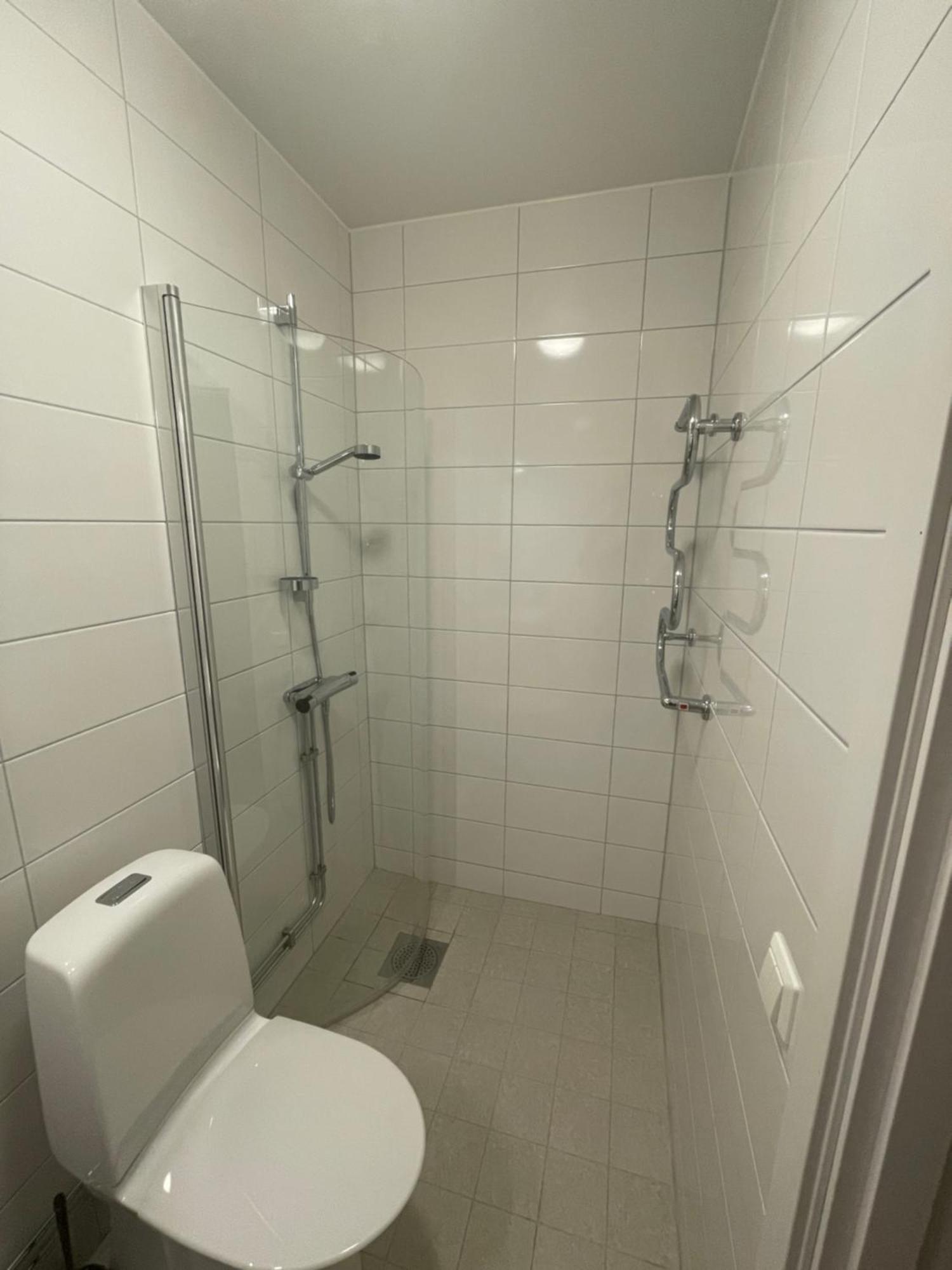 Newly Built Bright Apartment, Close To Everything If You Want To Visit Stockholm, You Will Find The Perfect Accommodation Here! Ferry Line 80 Makes It Very Convenient And Easy To Get To The City Center แนคคา ภายนอก รูปภาพ