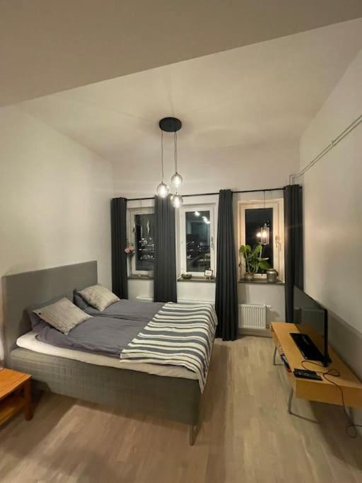 Newly Built Bright Apartment, Close To Everything If You Want To Visit Stockholm, You Will Find The Perfect Accommodation Here! Ferry Line 80 Makes It Very Convenient And Easy To Get To The City Center แนคคา ภายนอก รูปภาพ